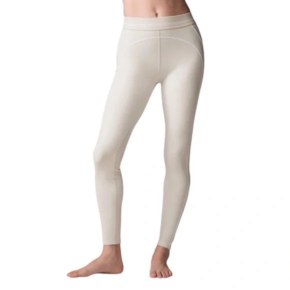 ALO Yoga | Pants & Jumpsuits | Alo Yoga Airbrush Highwaist Heart